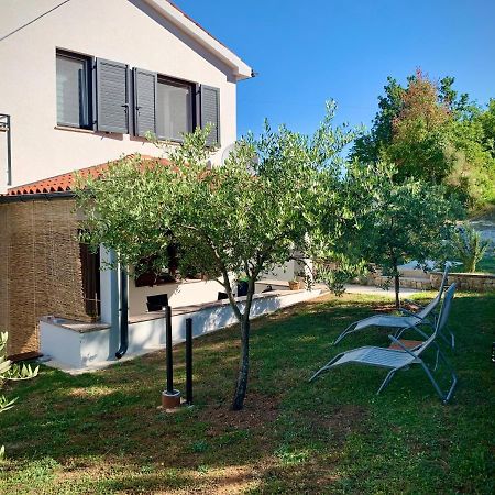 Studio Apartment 365 Labin  Luaran gambar